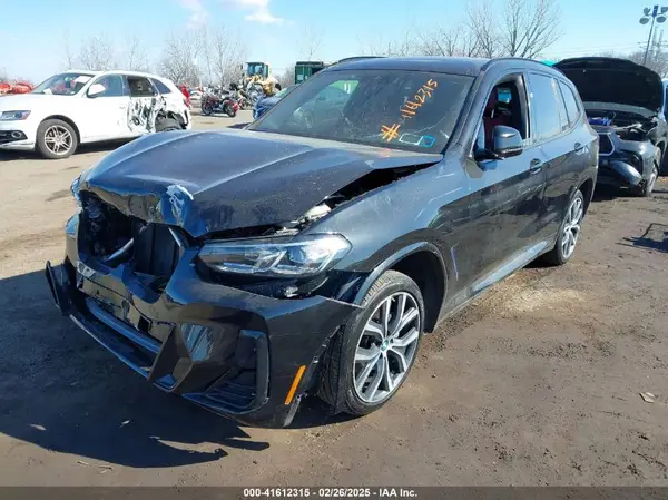 5UX53DP01N9K93225 2022 BMW X3 - Image 2