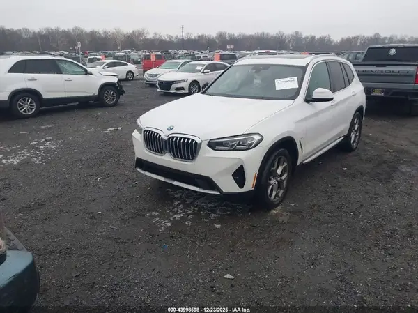 5UX53DP01N9L04952 2022 BMW X3 - Image 2