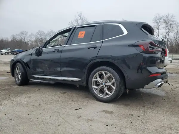 5UX53DP01N9L21766 2022 BMW X3 - Image 2