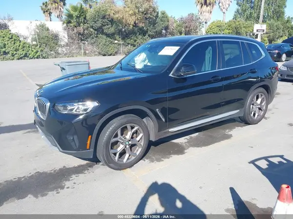 5UX53DP01N9M15355 2022 BMW X3 - Image 2