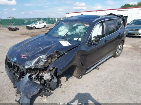 5UX53DP01N9M98642 2022 BMW X3 - Image 2
