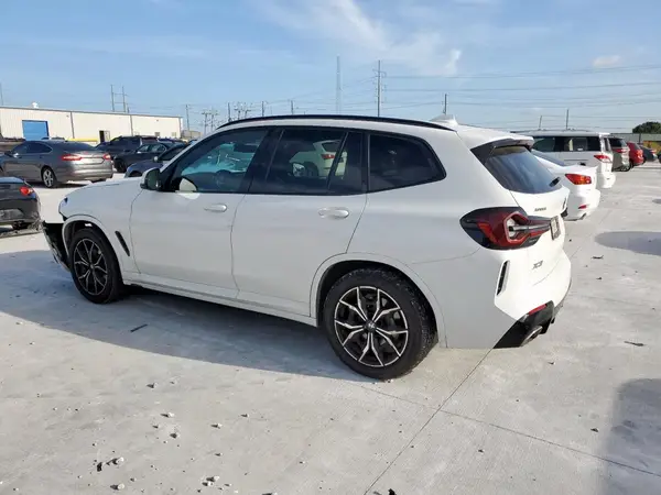 5UX53DP01N9N22504 2022 BMW X3 - Image 2