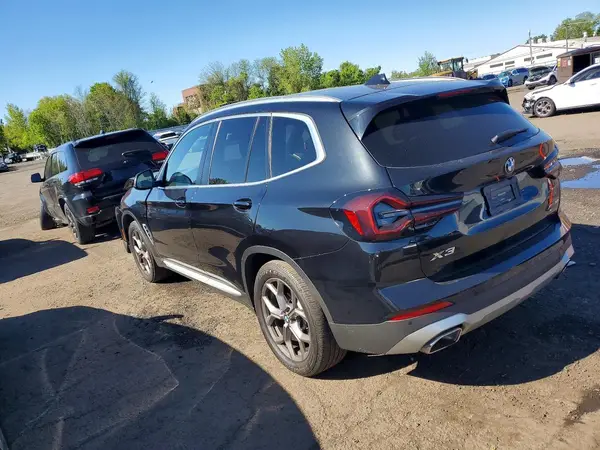 5UX53DP01N9N36824 2022 BMW X3 - Image 2