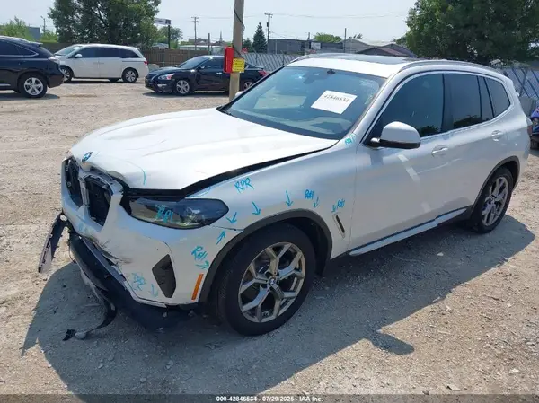 5UX53DP01N9N39528 2022 BMW X3 - Image 2