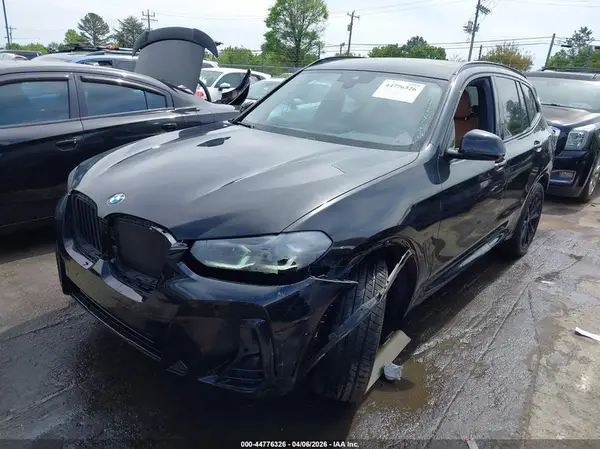 5UX53DP01P9N54694 2023 BMW X3 - Image 2