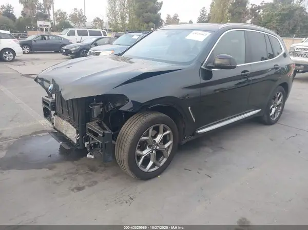 5UX53DP01P9R59728 2023 BMW X3 - Image 2