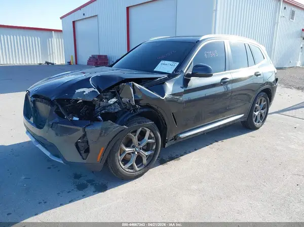 5UX53DP01P9S04501 2023 BMW X3 - Image 2