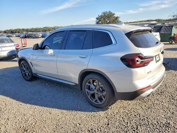 5UX53DP01R9U82804 2024 BMW X3 - Image 2