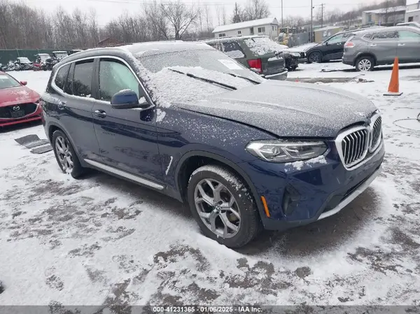 5UX53DP01R9U94905 2024 BMW X3 - Image 1
