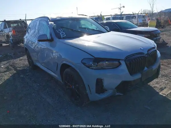 5UX53DP01R9V82806 2024 BMW X3 - Image 1