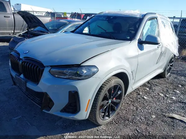 5UX53DP01R9V82806 2024 BMW X3 - Image 2