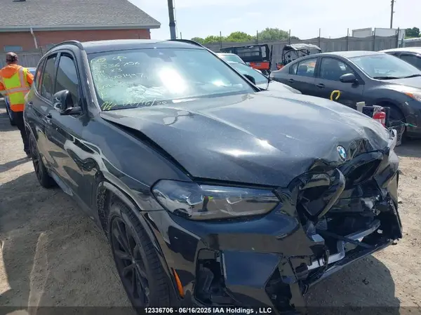 5UX53DP01R9W01497 2024 BMW X3 - Image 1