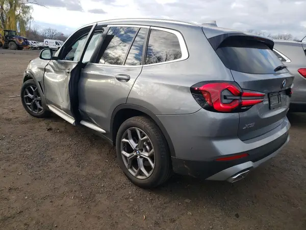 5UX53DP01R9X15452 2024 BMW X3 - Image 2