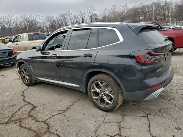 5UX53DP02N9J41180 2022 BMW X3 - Image 2
