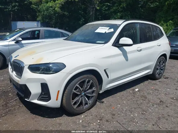 5UX53DP02N9K45832 2022 BMW X3 - Image 2