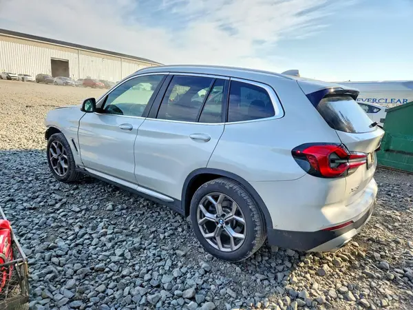 5UX53DP02N9K71444 2022 BMW X3 - Image 2