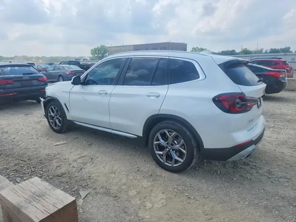 5UX53DP02N9L16513 2022 BMW X3 - Image 2