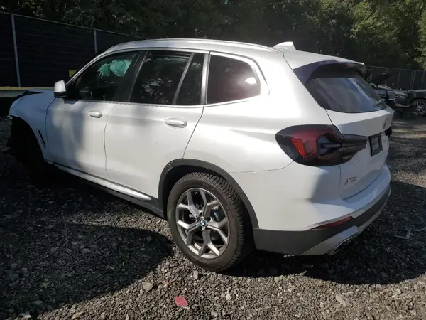 5UX53DP02N9L77053 2022 BMW X3 - Image 2