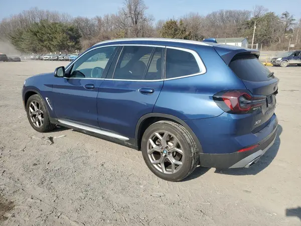 5UX53DP02N9M16613 2022 BMW X3 - Image 2