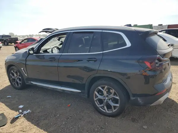 5UX53DP02N9M29832 2022 BMW X3 - Image 2