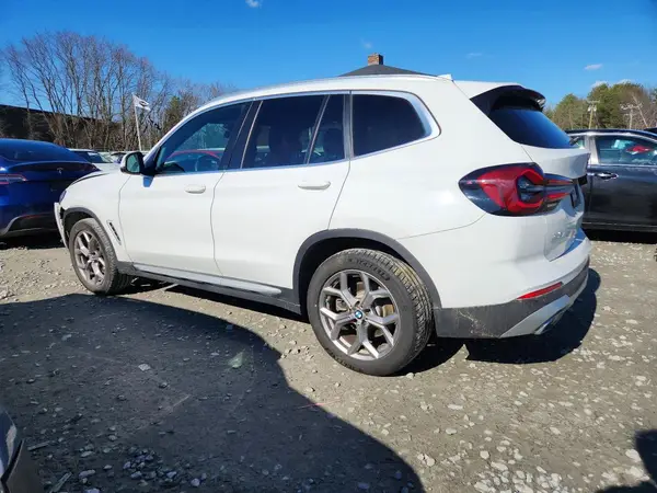 5UX53DP02N9M86533 2022 BMW X3 - Image 2