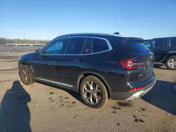 5UX53DP02N9N03623 2022 BMW X3 - Image 2