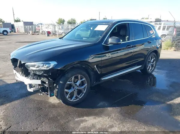 5UX53DP02N9N22821 2022 BMW X3 - Image 2