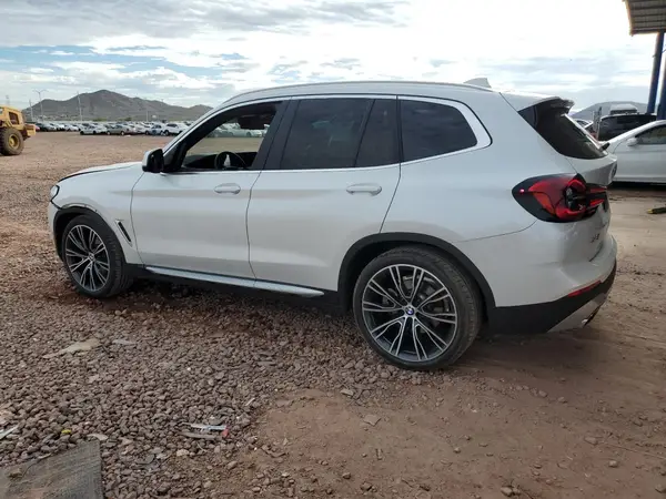 5UX53DP02N9N47492 2022 BMW X3 - Image 2