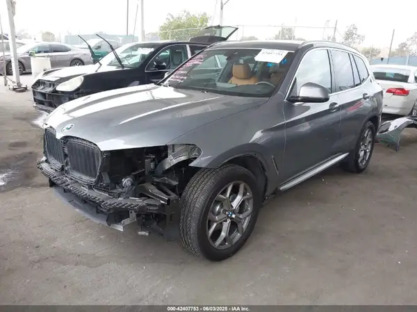 5UX53DP02P9P22312 2023 BMW X3 - Image 2