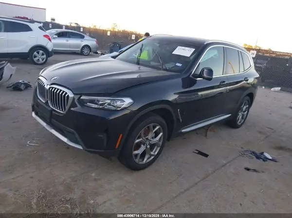 5UX53DP02P9R23594 2023 BMW X3 - Image 2