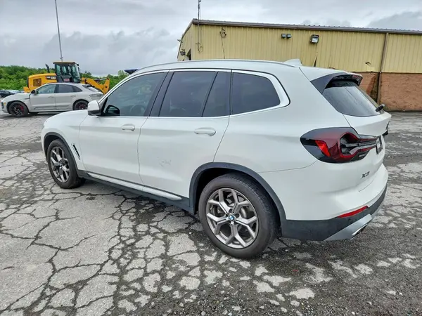 5UX53DP02R9U38505 2024 BMW X3 - Image 2