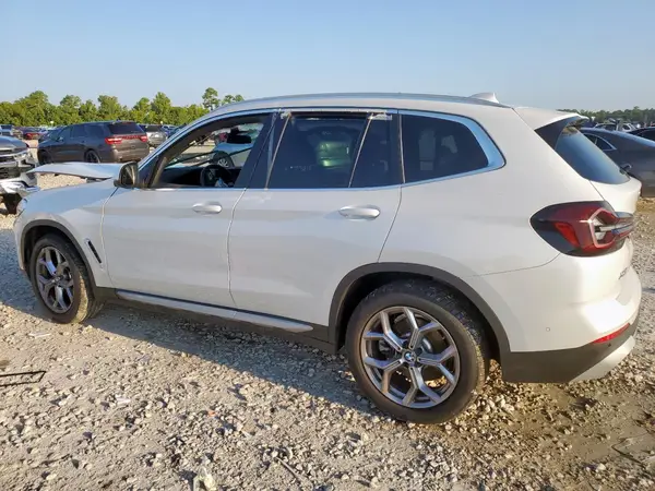 5UX53DP02R9U88997 2024 BMW X3 - Image 2