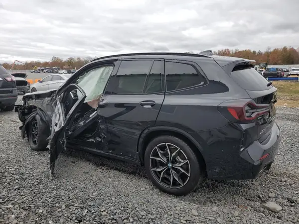 5UX53DP02R9U91172 2024 BMW X3 - Image 2