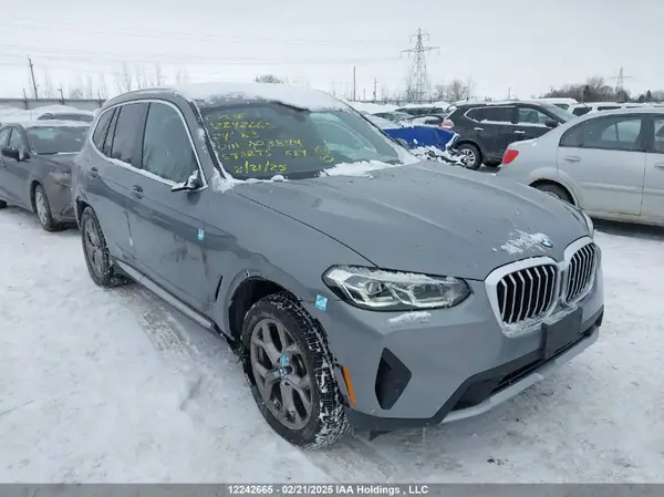 5UX53DP02R9X03844 2024 BMW X3 - Image 1