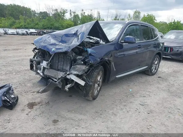 5UX53DP03N9J46551 2022 BMW X3 - Image 2