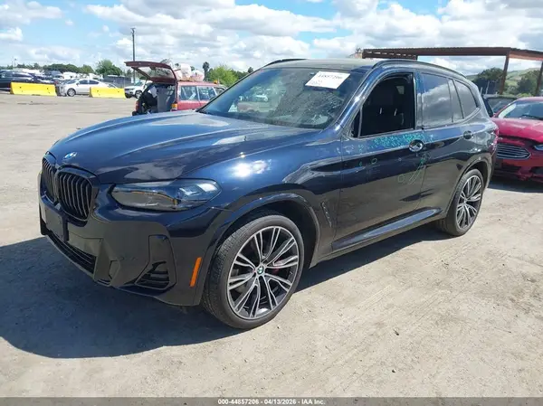5UX53DP03N9K11947 2022 BMW X3 - Image 2