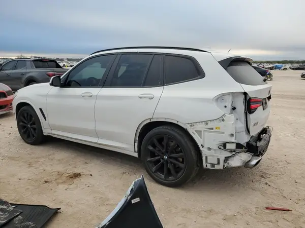 5UX53DP03N9K25802 2022 BMW X3 - Image 2