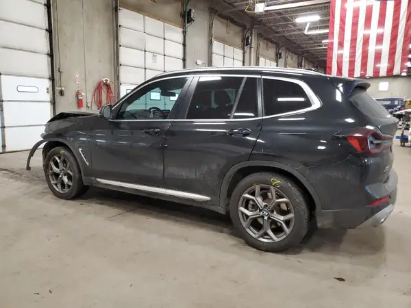 5UX53DP03N9K40980 2022 BMW X3 - Image 2