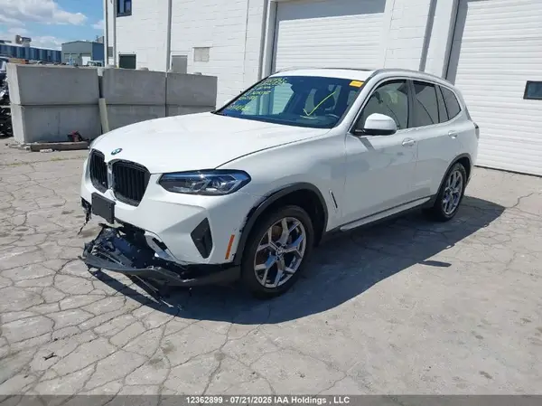 5UX53DP03N9K52188 2022 BMW X3 - Image 2