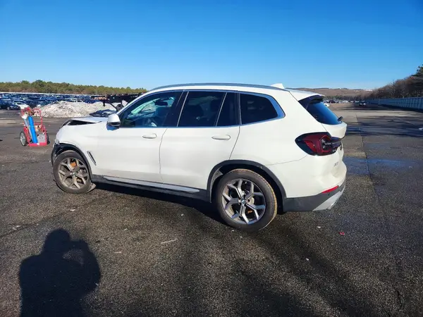 5UX53DP03N9K58847 2022 BMW X3 - Image 2