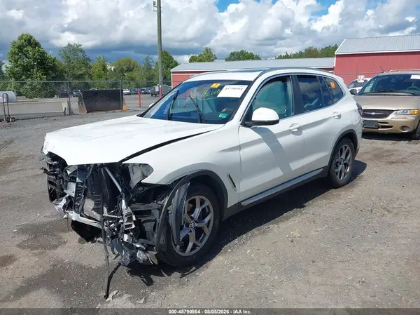 5UX53DP03N9K65104 2022 BMW X3 - Image 2