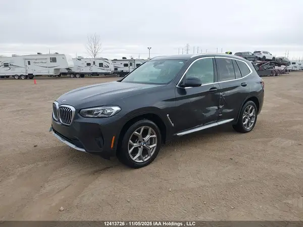 5UX53DP03N9L87381 2022 BMW X3 - Image 2