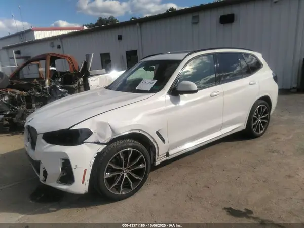 5UX53DP03N9M13476 2022 BMW X3 - Image 2
