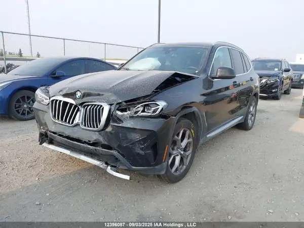 5UX53DP03N9M78862 2022 BMW X3 - Image 2