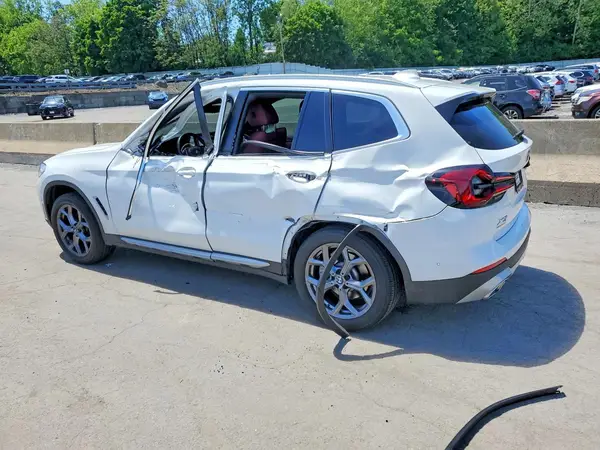 5UX53DP03P9R66339 2023 BMW X3 - Image 2