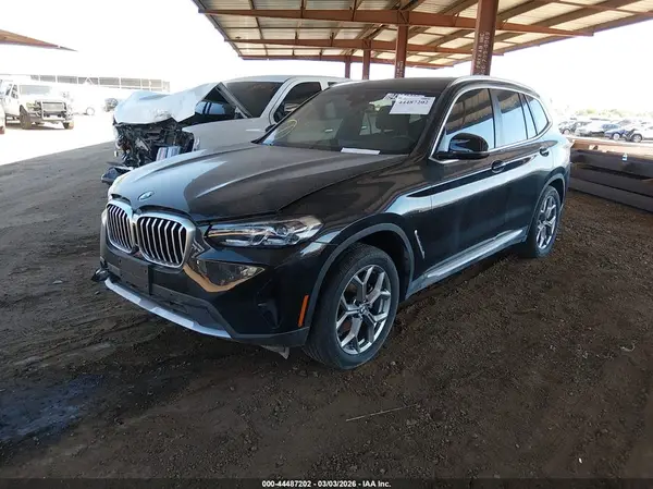 5UX53DP03P9S15841 2023 BMW X3 - Image 2