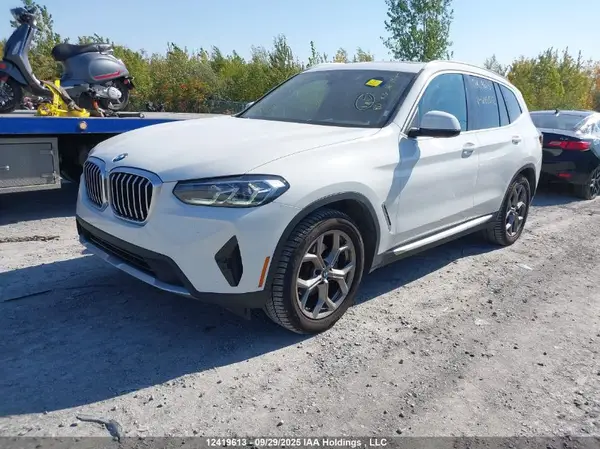 5UX53DP03R9W62012 2024 BMW X3 - Image 2