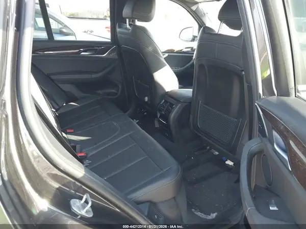 5UX53DP04N9H43484 2022 BMW X3 - Image 8