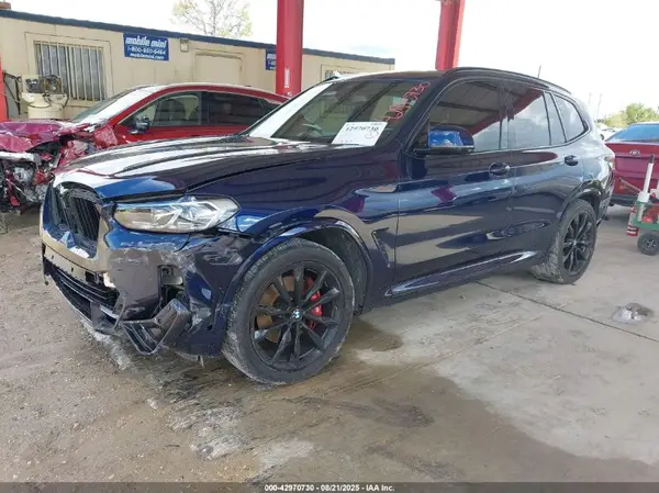 5UX53DP04N9K19345 2022 BMW X3 - Image 2