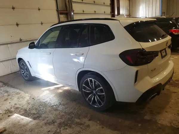 5UX53DP04N9K52295 2022 BMW X3 - Image 2